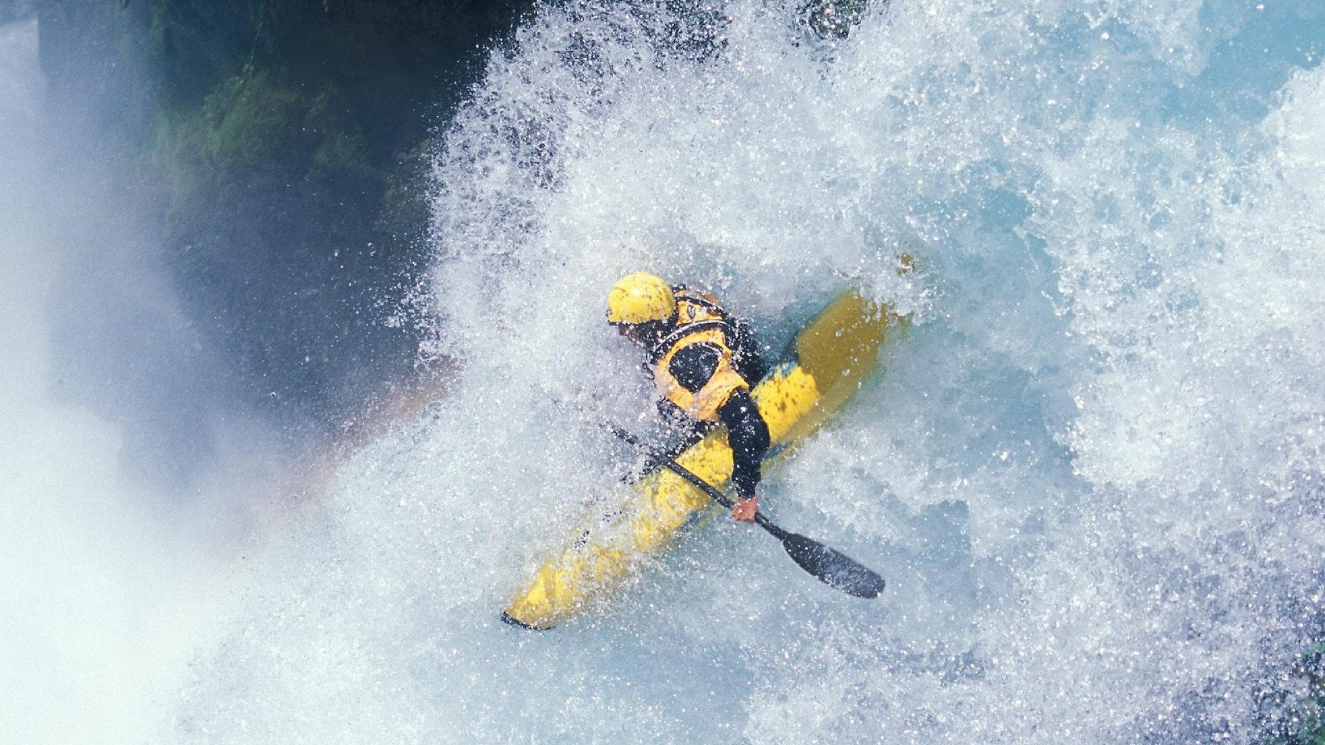 高端足球训练营在全国多地落地，培养精英青少年，足球训练营招生报名